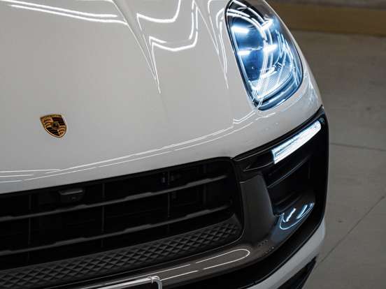 PORSCHE-MACAN-2025