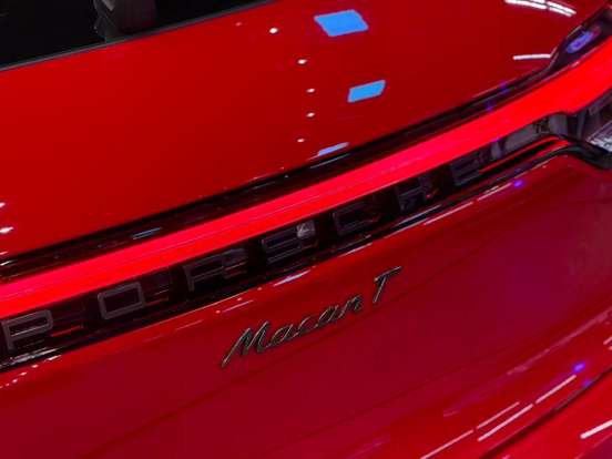 PORSCHE-MACAN-2024
