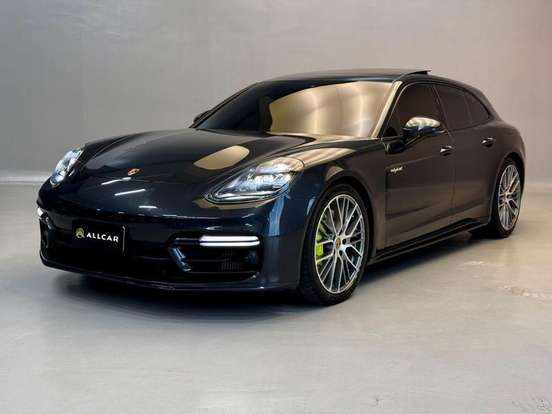 PORSCHE-PANAMERA-2023