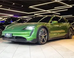 PORSCHE TAYCAN 4 CROSS TURISMO ELÉTRICO PORSCHE TAYCAN 4 CROSS TURISMO ELÉTRICO