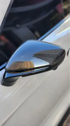 PORSCHE-TAYCAN-2023
