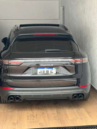 PORSCHE-CAYENNE-2019