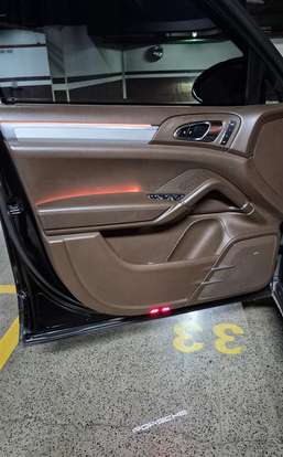 PORSCHE-CAYENNE-2014