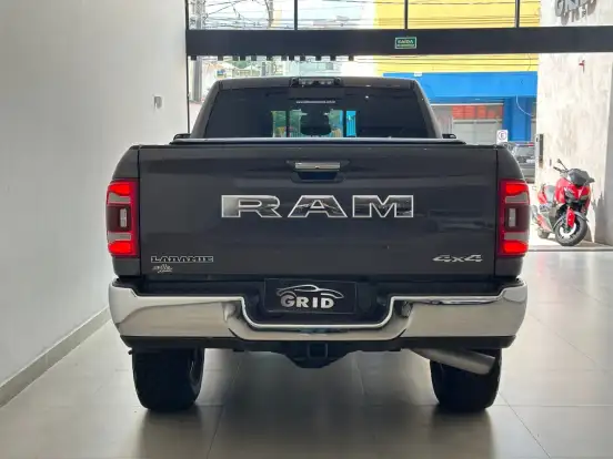 RAM-2500-6.7 I6 TURBO DIESEL LARAMIE CD 4X4 AUTOMÁTICO RAM-2500-2021