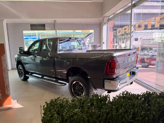 RAM-2500-6.7 I6 TURBO DIESEL LARAMIE CD 4X4 AUTOMÁTICO RAM-2500-2026