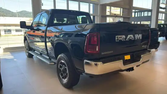 RAM-2500-6.7 I6 TURBO DIESEL LARAMIE CD 4X4 AUTOMÁTICO RAM-2500-2026