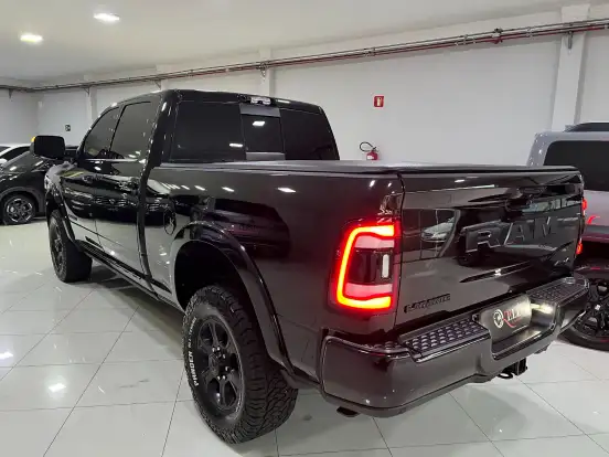 RAM-2500-6.7 I6 TURBO DIESEL NIGHT EDITION CD 4X4 AUTOMÁTICO RAM-2500-2022