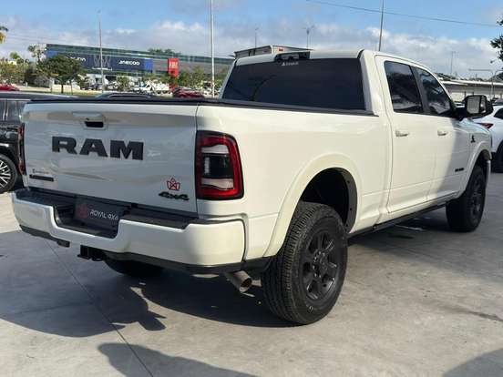 RAM-2500-6.7 I6 TURBO DIESEL LARAMIE CD 4X4 AUTOMÁTICO RAM-2500-2022