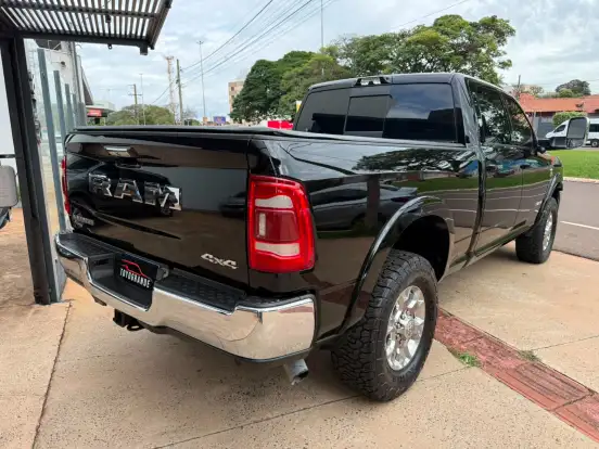 RAM-3500-6.7 I6 TURBO DIESEL LARAMIE CD 4X4 AUTOMÁTICO RAM-3500-2022