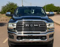 RAM 3500 6.7 I6 TURBO DIESEL LARAMIE NIGHT EDITION CD 4X4 AUTOMÁTICO RAM 3500 6.7 I6 TURBO DIESEL LARAMIE NIGHT EDITION CD 4X4 AUTOMÁTICO