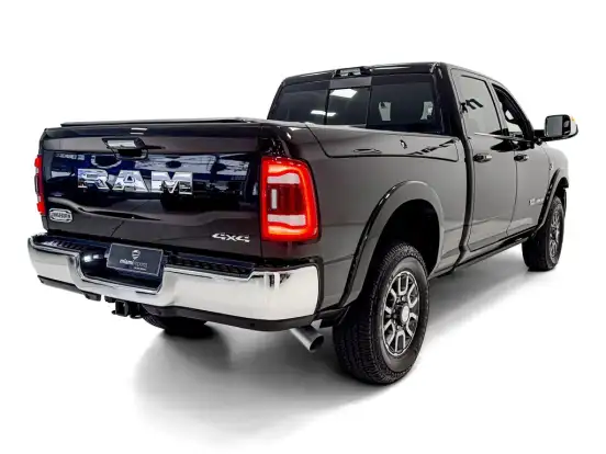 RAM-3500-6.7 I6 TURBO DIESEL LIMITED LONGHORN CD 4X4 AUTOMÁTICO RAM-3500-2022