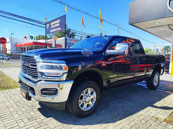 RAM-3500-6.7 I6 TURBO DIESEL LARAMIE CD 4X4 AUTOMÁTICO RAM-3500-2023