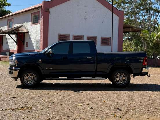 RAM-3500-6.7 I6 TURBO DIESEL LARAMIE CD 4X4 AUTOMÁTICO RAM-3500-2022