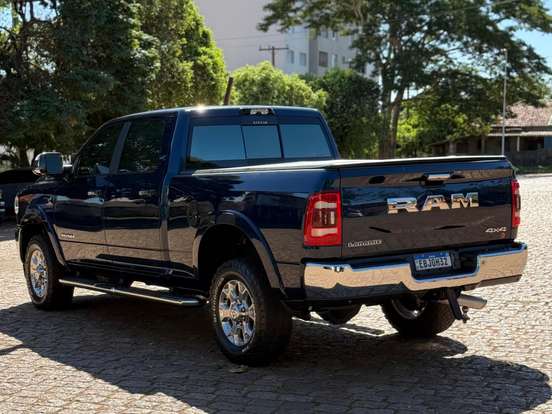 RAM-3500-6.7 I6 TURBO DIESEL LARAMIE CD 4X4 AUTOMÁTICO RAM-3500-2022