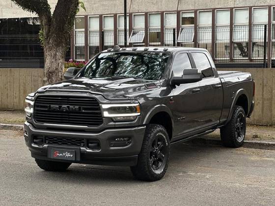 RAM 3500 6.7 I6 TURBO DIESEL LARAMIE NIGHT EDITION CD 4X4  AUTOMÁTICO