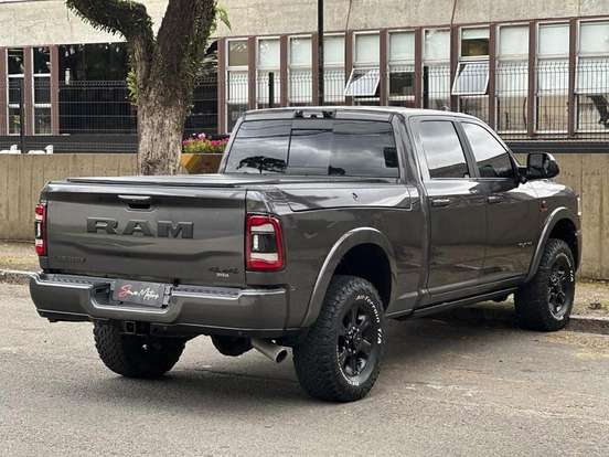 RAM-3500-6.7 I6 TURBO DIESEL LARAMIE NIGHT EDITION CD 4X4 AUTOMÁTICO RAM-3500-2022