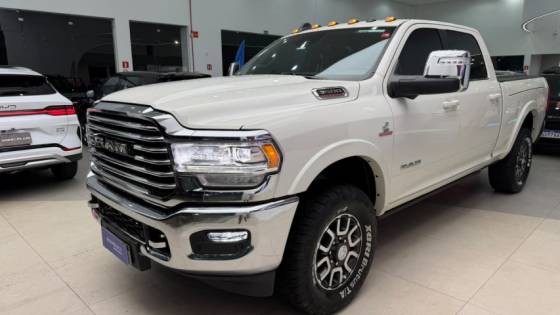 RAM 3500 6.7 I6 TURBO DIESEL LIMITED LONGHORN CD 4X4  AUTOMÁTICO