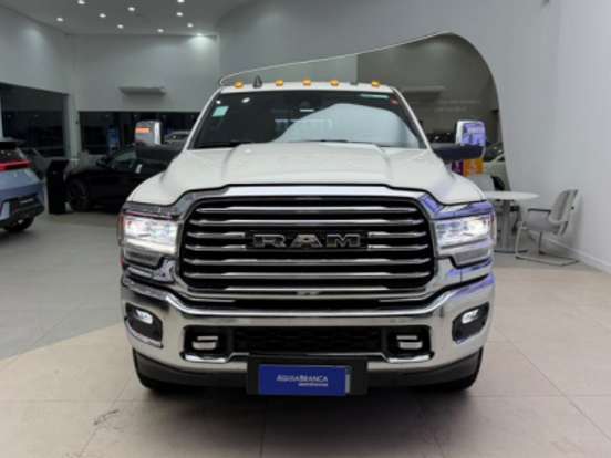 RAM-3500-6.7 I6 TURBO DIESEL LIMITED LONGHORN CD 4X4 AUTOMÁTICO RAM-3500-2024
