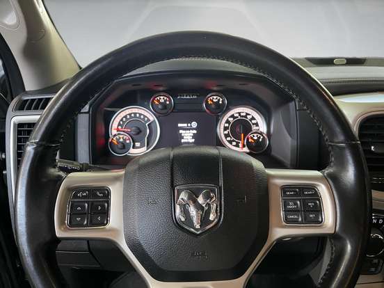 RAM-CLASSIC-5.7 V8 GASOLINA LARAMIE CD 4X4 AUTOMÁTICO RAM-CLASSIC-2022