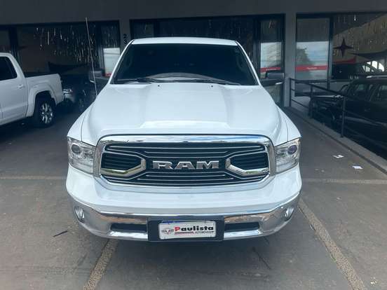 RAM-CLASSIC-5.7 V8 GASOLINA LARAMIE CD 4X4 AUTOMÁTICO RAM-CLASSIC-2023