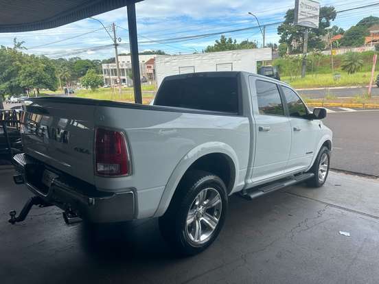 RAM-CLASSIC-5.7 V8 GASOLINA LARAMIE CD 4X4 AUTOMÁTICO RAM-CLASSIC-2023