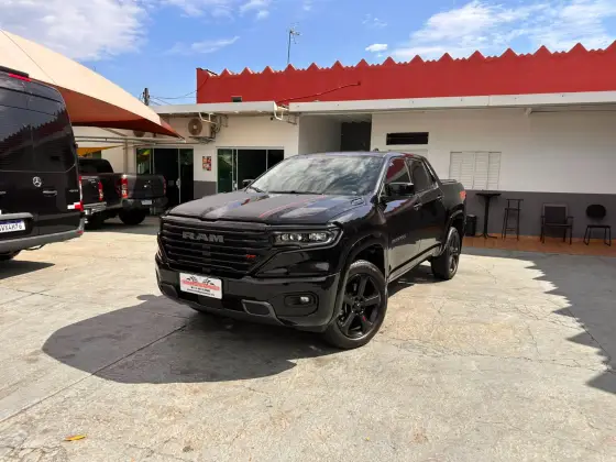 RAM RAMPAGE 2.0 HURRICANE 4 TURBO GASOLINA R/T 4X4 AUTOMÁTICO