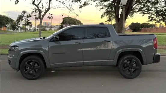 RAM-RAMPAGE-2.0 HURRICANE 4 TURBO GASOLINA R/T 4X4 AUTOMÁTICO RAM-RAMPAGE-2023