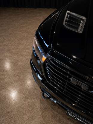 RAM-1500-3.0 HURRICANE 6 BITURBO GASOLINA LARAMIE NIGHT EDITION CD 4X4 AUTOMÁTICO RAM-1500-2024