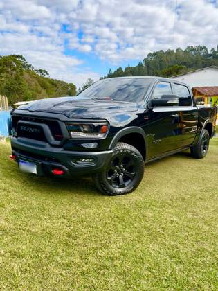 RAM 1500 5.7 V8 GASOLINA REBEL CD 4X4 AUTOMÁTICO