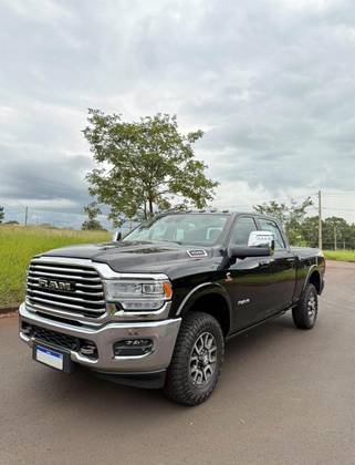 RAM 3500 6.7 I6 TURBO DIESEL LIMITED LONGHORN CD 4X4  AUTOMÁTICO