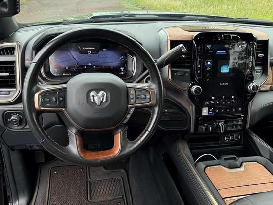 RAM-3500-6.7 I6 TURBO DIESEL LIMITED LONGHORN CD 4X4 AUTOMÁTICO RAM-3500-2023