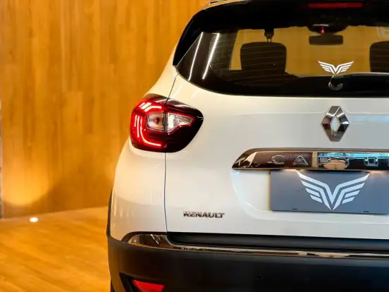 RENAULT-CAPTUR-2019