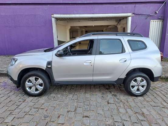 RENAULT-DUSTER-2025