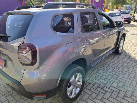 RENAULT-DUSTER-2025