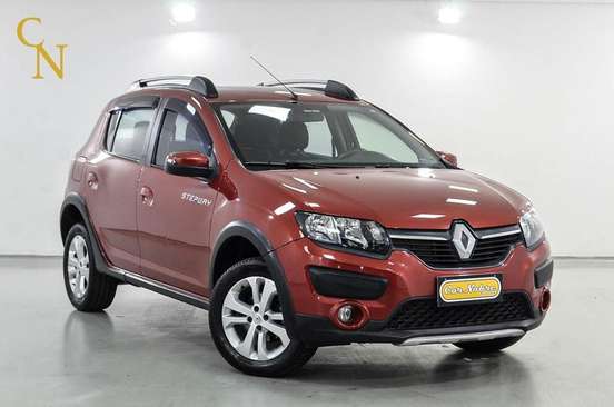 RENAULT-SANDERO-2019