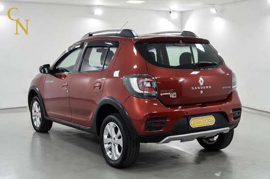 RENAULT-SANDERO-2019