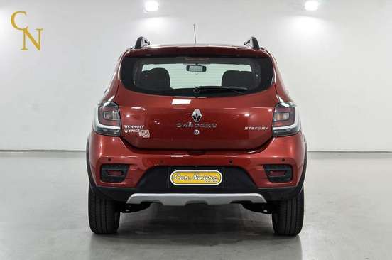 RENAULT-SANDERO-2019
