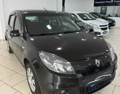 RENAULT SANDERO 1.0 EXPRESSION 16V FLEX 4P MANUAL RENAULT SANDERO 1.0 EXPRESSION 16V FLEX 4P MANUAL