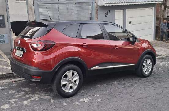 RENAULT-CAPTUR-2019