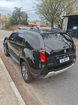 RENAULT-DUSTER-2019