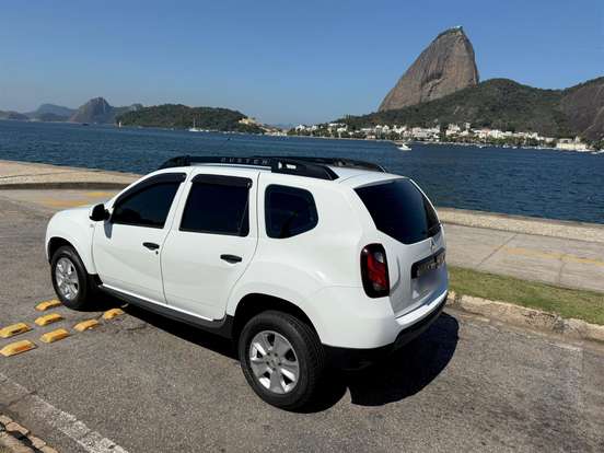 RENAULT-DUSTER-2016
