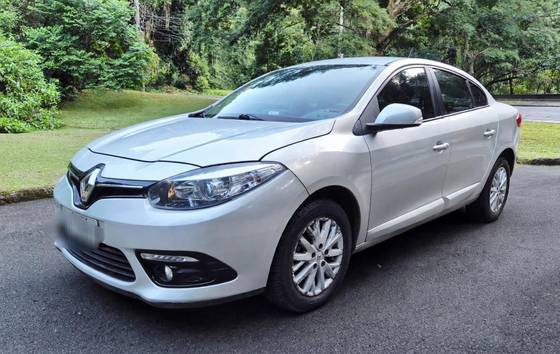 RENAULT FLUENCE 2.0 DYNAMIQUE PLUS 16V FLEX 4P AUTOMÁTICO