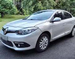 RENAULT FLUENCE 2.0 DYNAMIQUE PLUS 16V FLEX 4P AUTOMÁTICO RENAULT FLUENCE 2.0 DYNAMIQUE PLUS 16V FLEX 4P AUTOMÁTICO