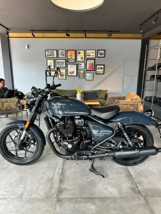 ROYAL ENFIELD SHOTGUN 650 SHEET METAL GREY 