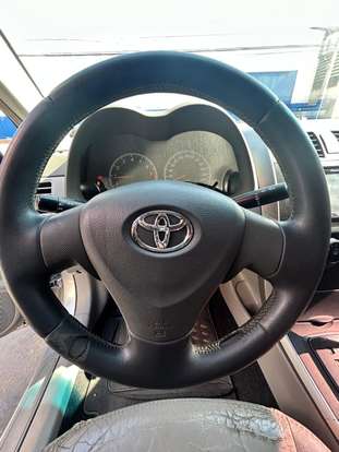 TOYOTA-COROLLA-2011