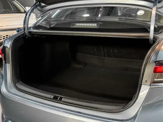 TOYOTA-COROLLA-2019