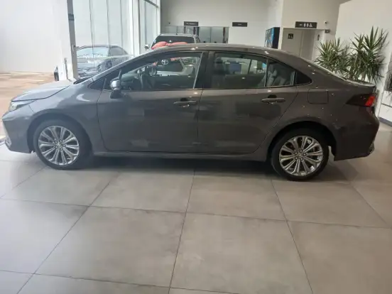 TOYOTA-COROLLA-2021
