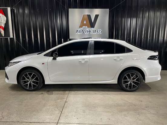 TOYOTA-COROLLA-2025