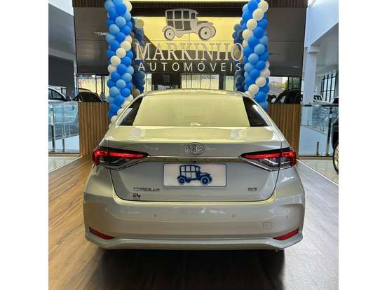 TOYOTA-COROLLA-2024