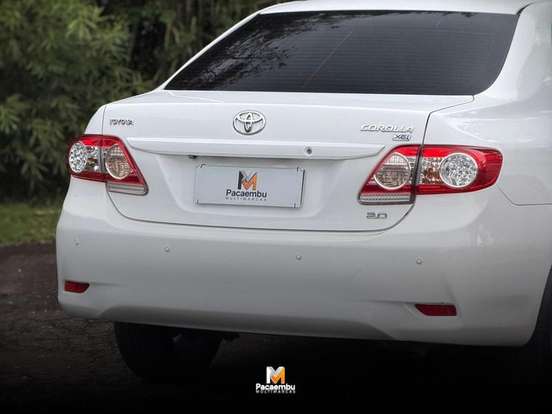 TOYOTA-COROLLA-2013